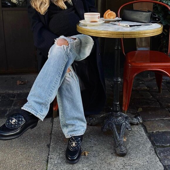 CHANEL Quilted CC Turn Lock Loafer 36C Black Leather Gold Logo Hardware - Picture 2 of 13